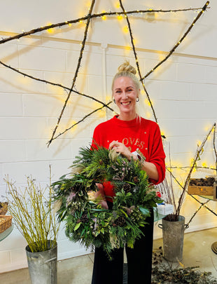 Wreath Making with Vicky, November 29th & 30th & December 6th & 7th, from 1pm-4pm 2x