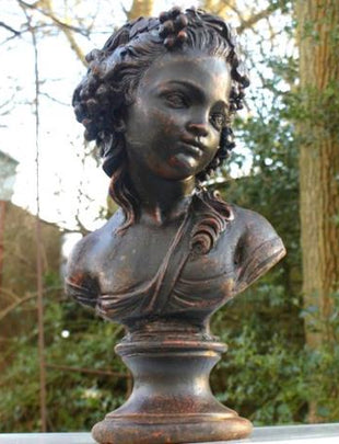 Small Roman Lady- bronze 2x